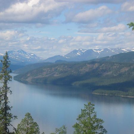 Arrenjarka Mountain Lodge Kvikkjokk ภายนอก รูปภาพ