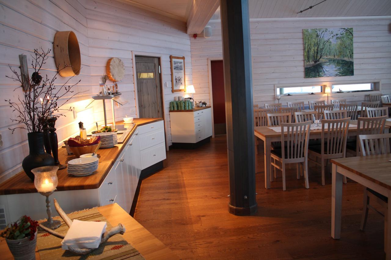 Arrenjarka Mountain Lodge Kvikkjokk ภายนอก รูปภาพ
