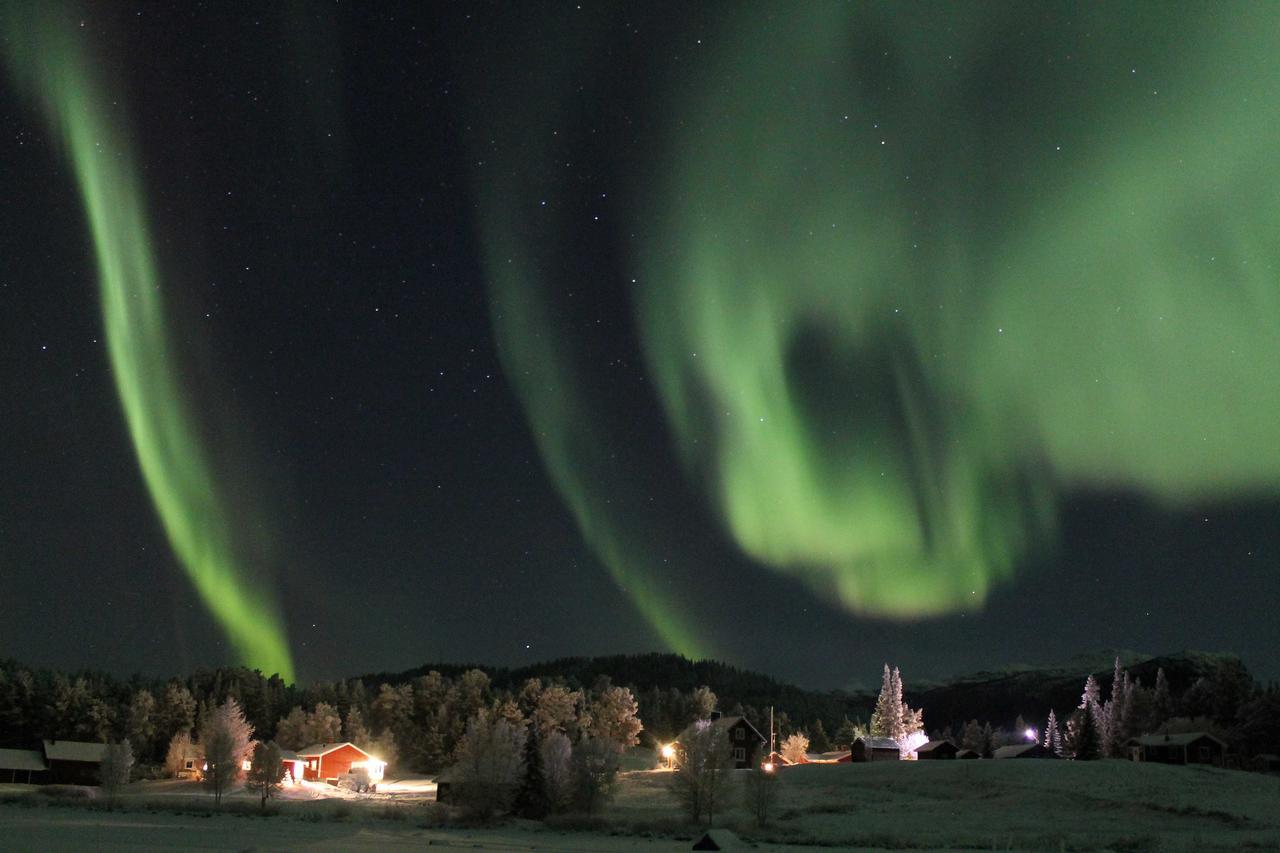 Arrenjarka Mountain Lodge Kvikkjokk ภายนอก รูปภาพ