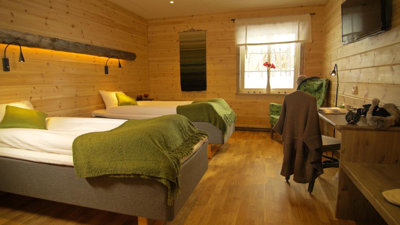 Arrenjarka Mountain Lodge Kvikkjokk ภายนอก รูปภาพ